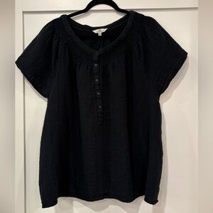 3X Vineyard Vines top